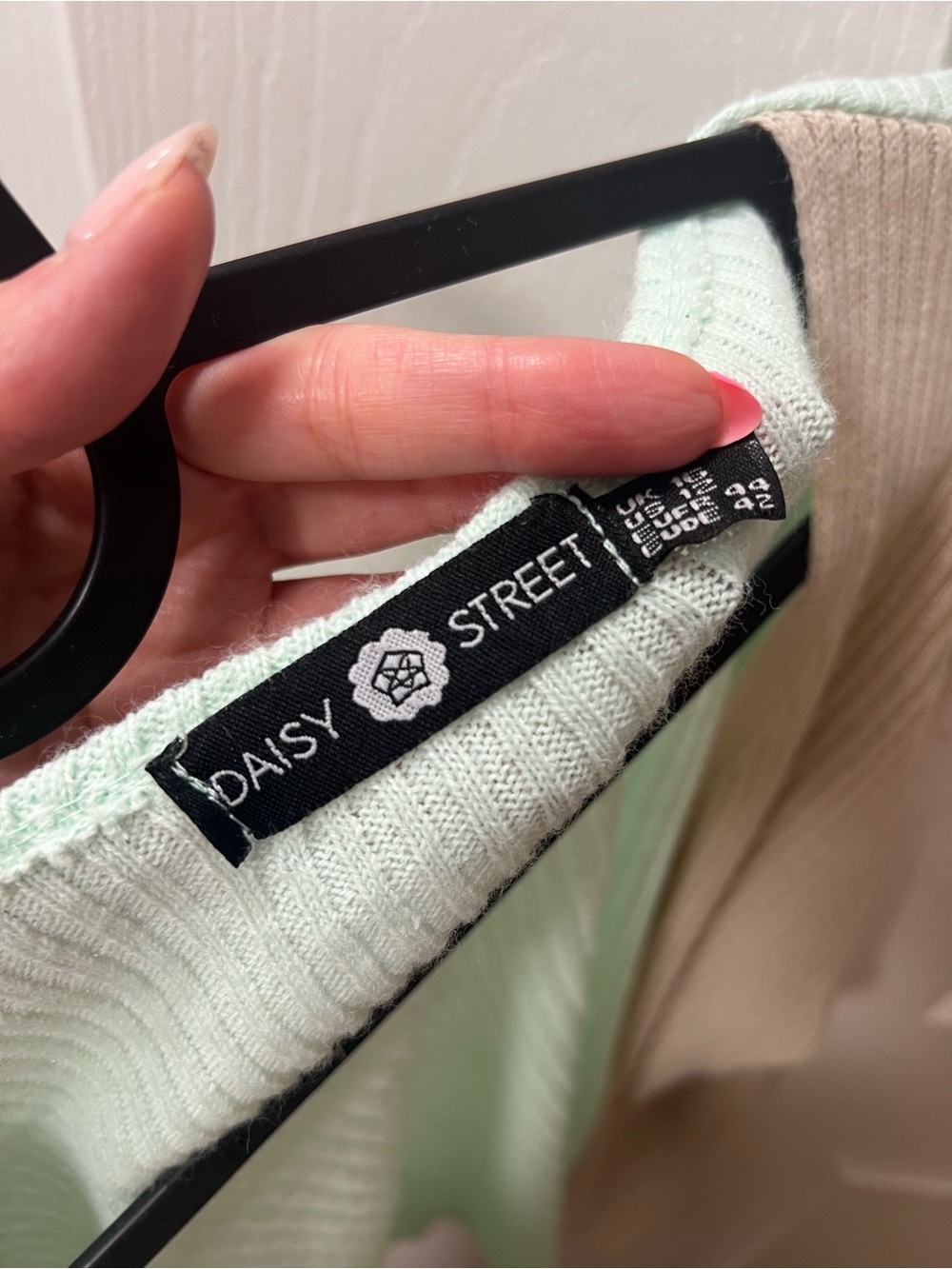 ASOS Mint Green and Beige Ribbed Button Cardigan - Picture 2 of 2